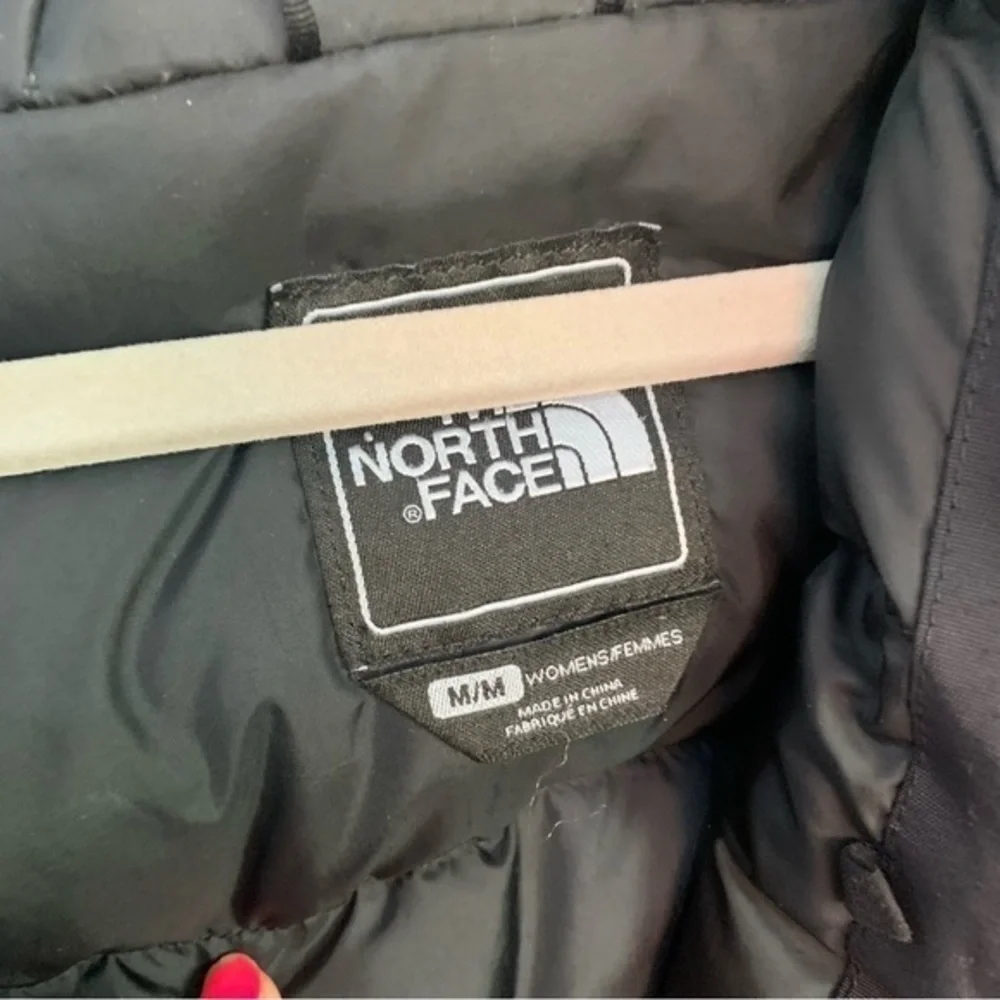 North Face Coat Hyvent Belt Puffer in Black